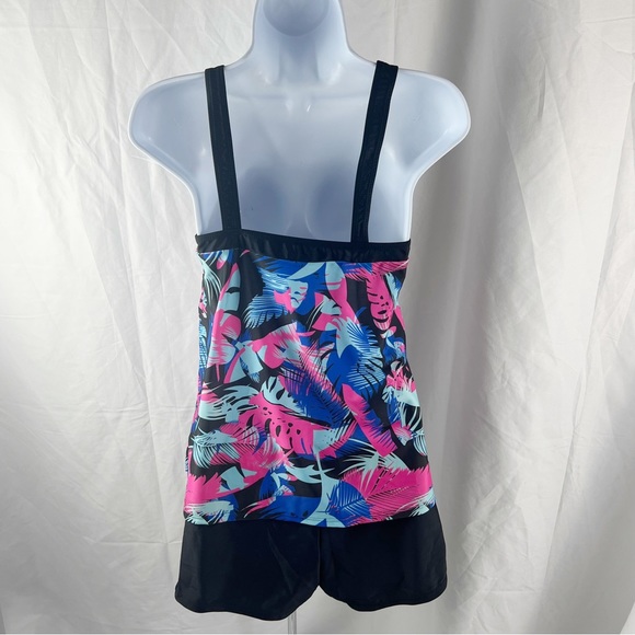 Women Digital Print Boyshort Bottom Two Pieces Swimwear Size Medium - Picture 5 of 8